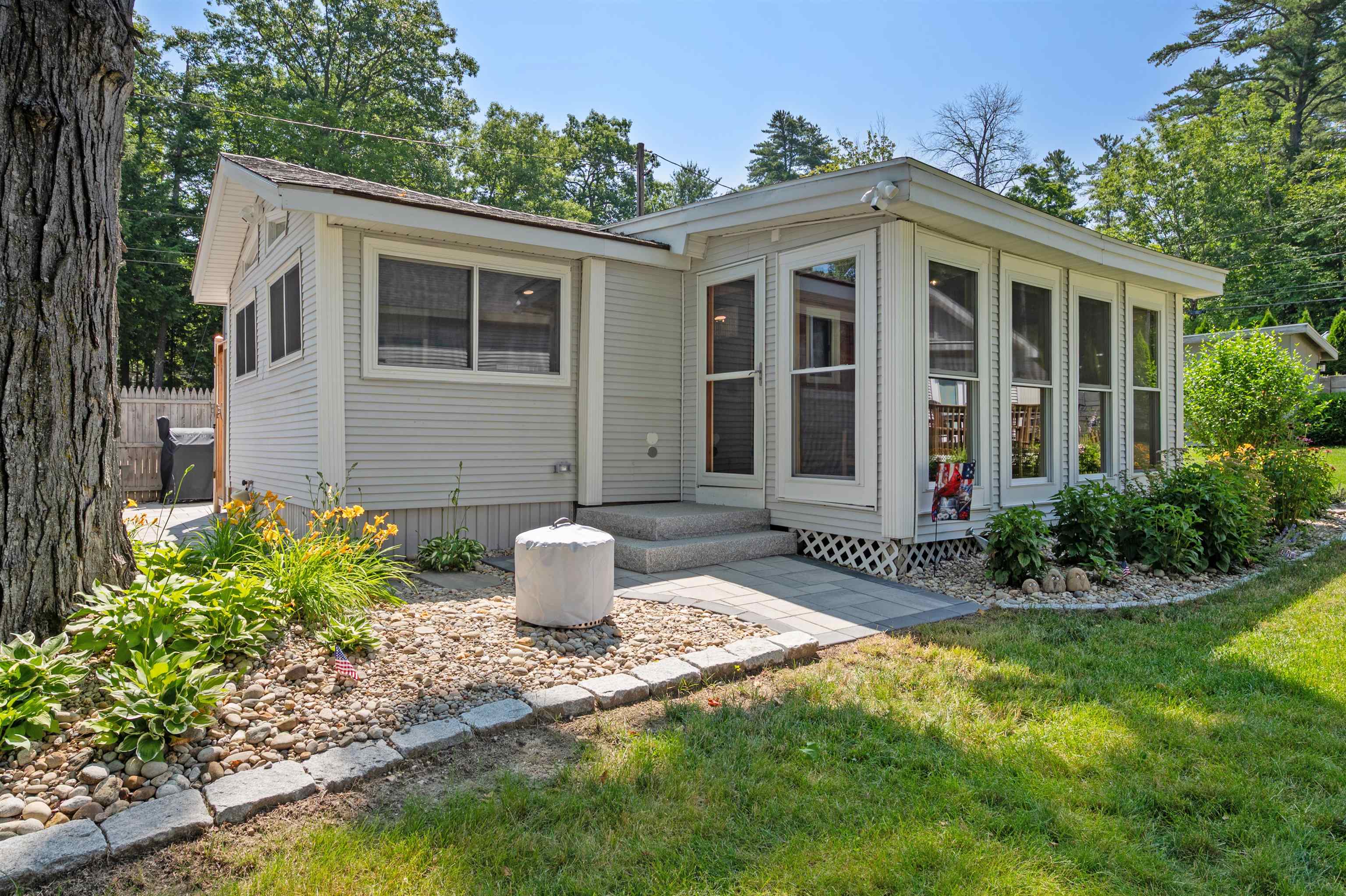 261 Dockham Shore Road, Unit D Gilford, NH 03249 - Photo 28 of 47 Gallery Image 28