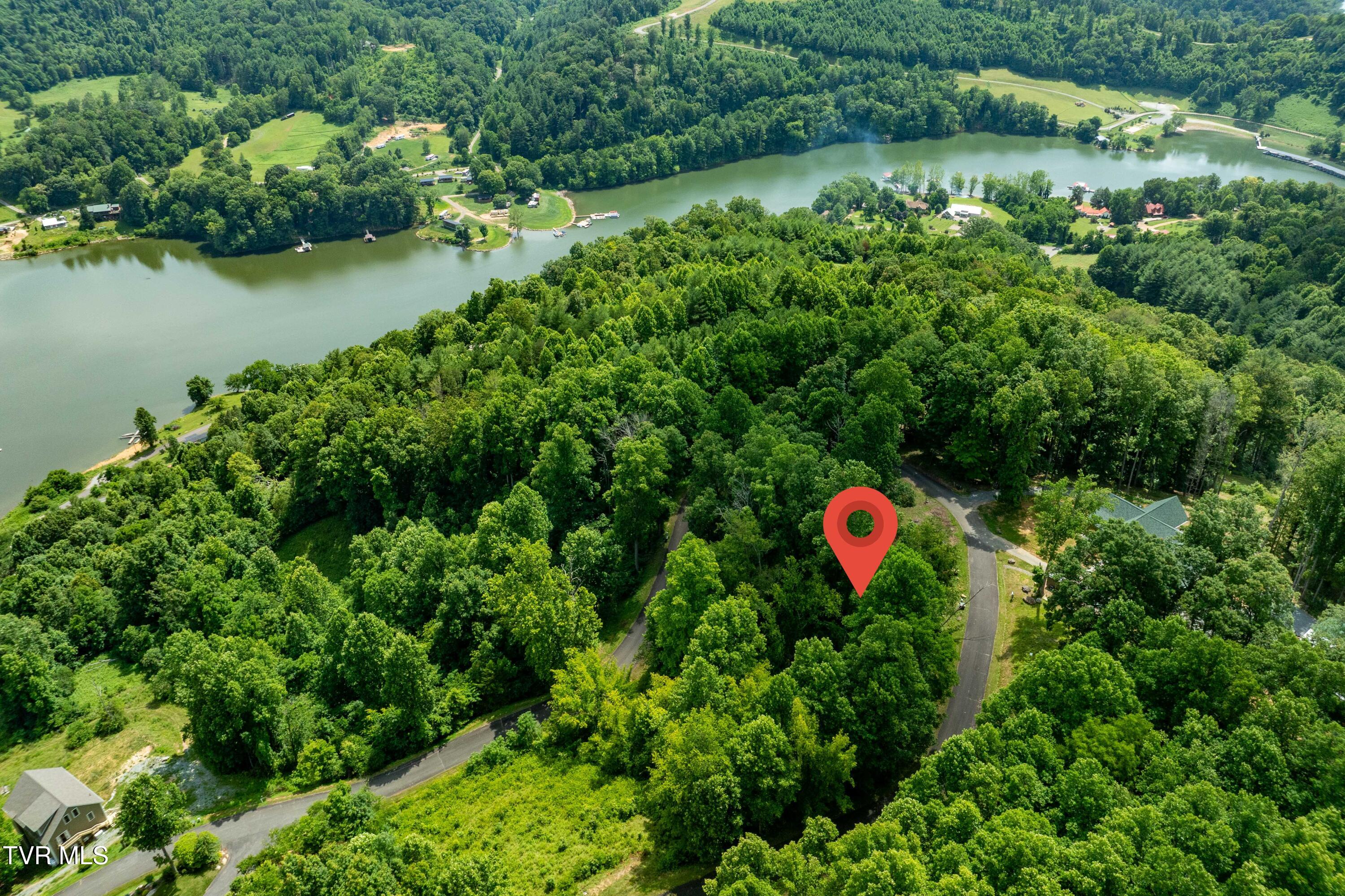 Lot 17 Lake Ridge Road, Unit 17 Butler, TN 37640 - Photo 9 of 28 Lot 17 (9 of 27)