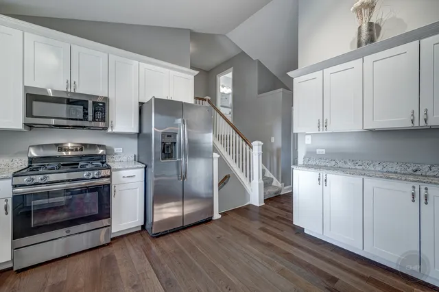 $519,000 | 1126 Starlite Court, Naperville, IL 60564