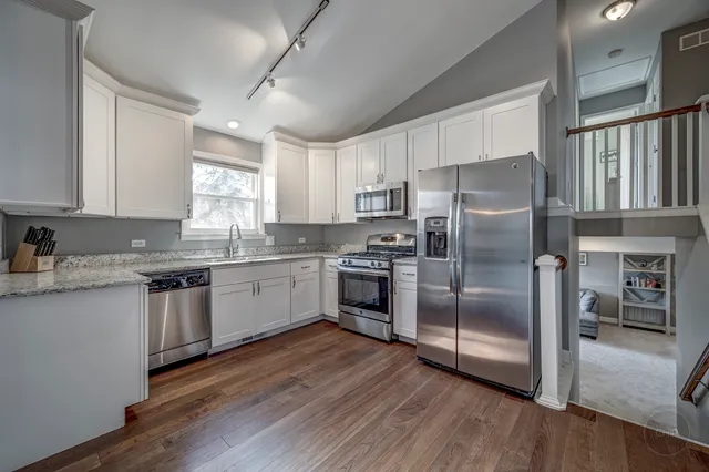 $519,000 | 1126 Starlite Court, Naperville, IL 60564