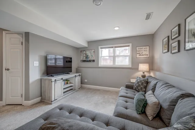 $519,000 | 1126 Starlite Court, Naperville, IL 60564