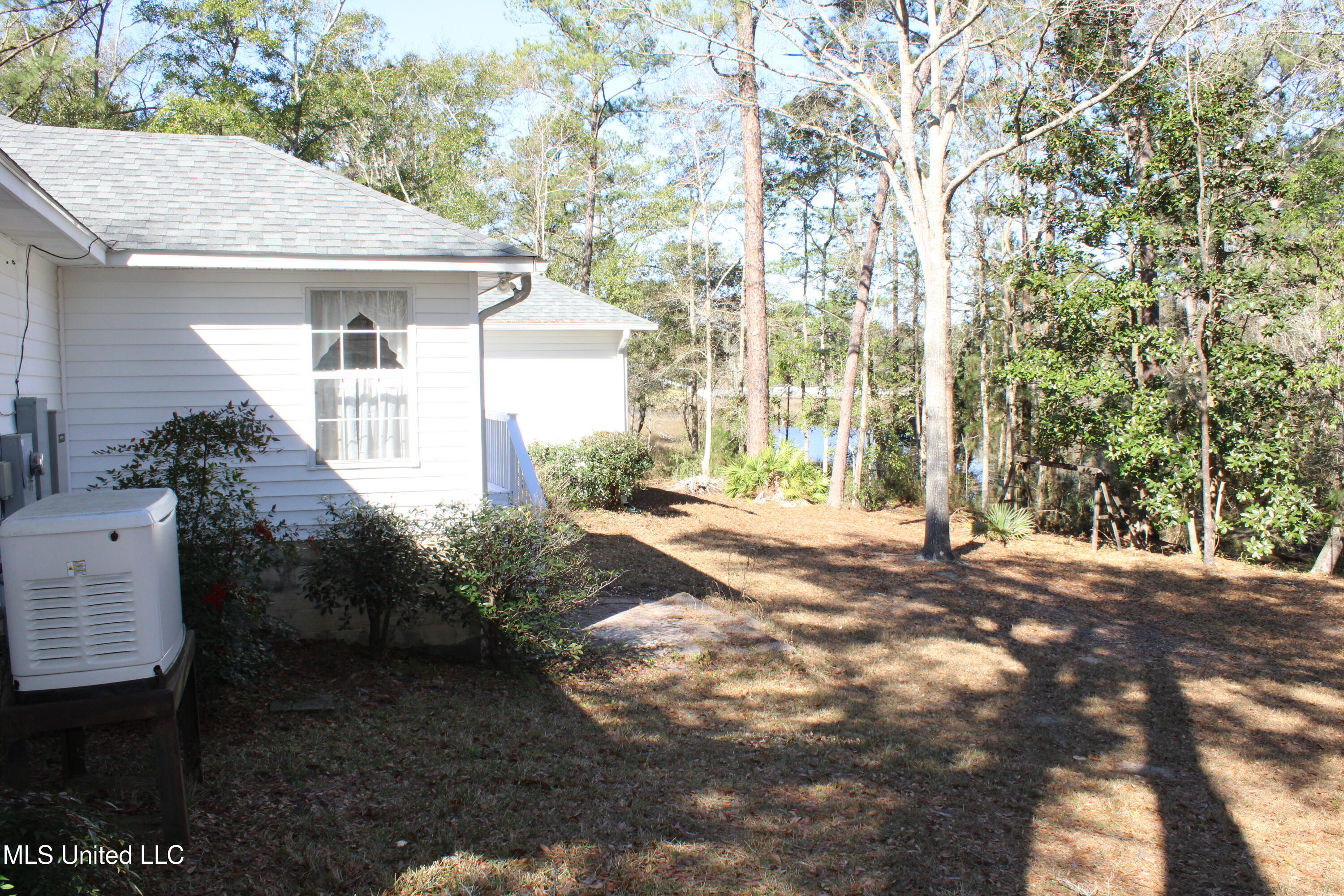 9300 Ridgeview Drive Ocean Springs, MS 39564 - Photo 14 of 54 IMG_6857