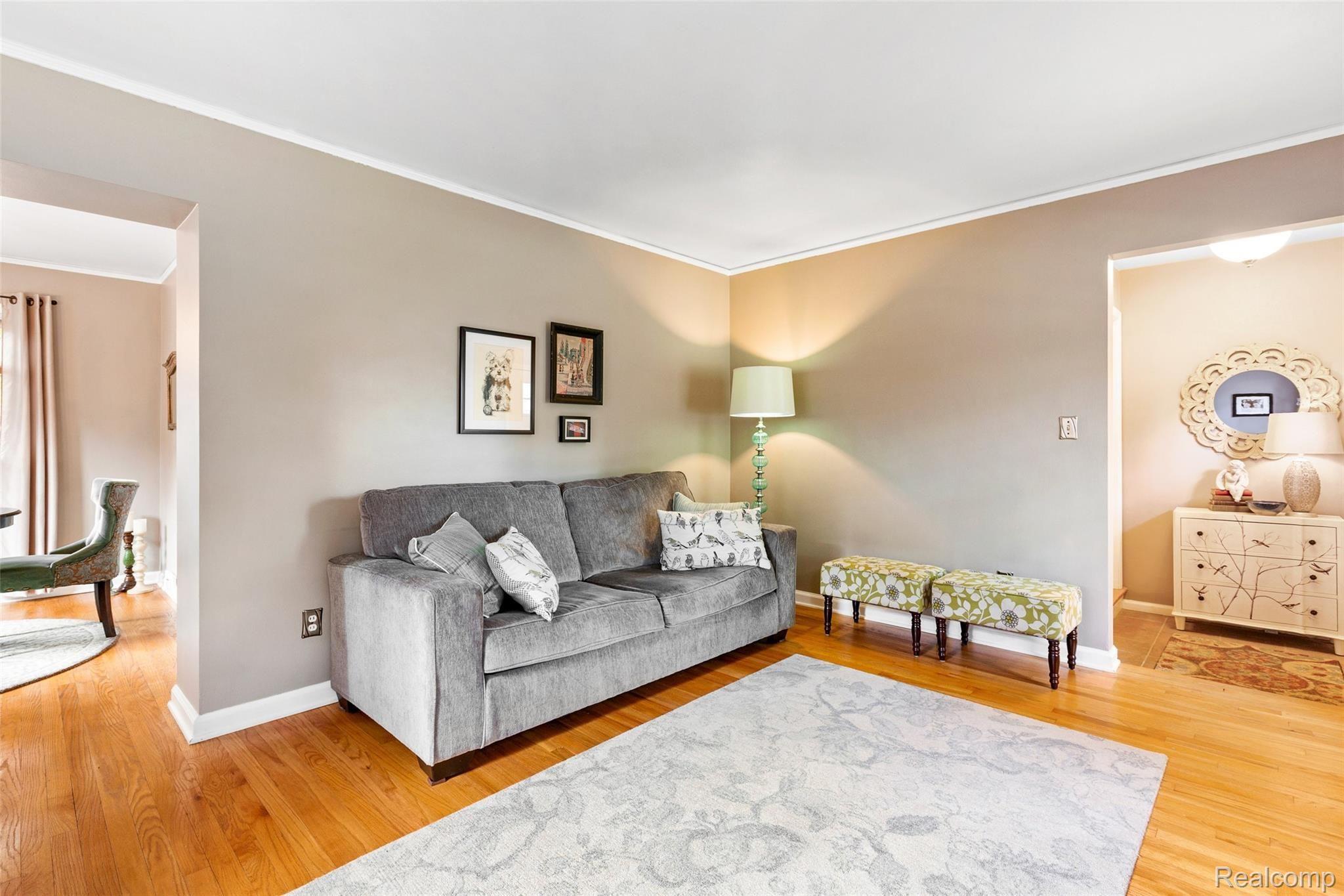 4223 Wakefield Road Berkley, MI 48072 - Photo 8 of 45 592A6126.jpg