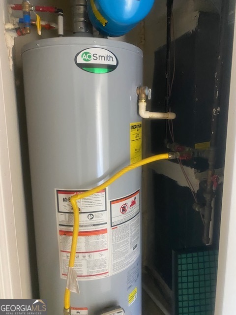 902 Cascade Park Drive Southwest Atlanta, GA 30331 - Photo 17 of 21