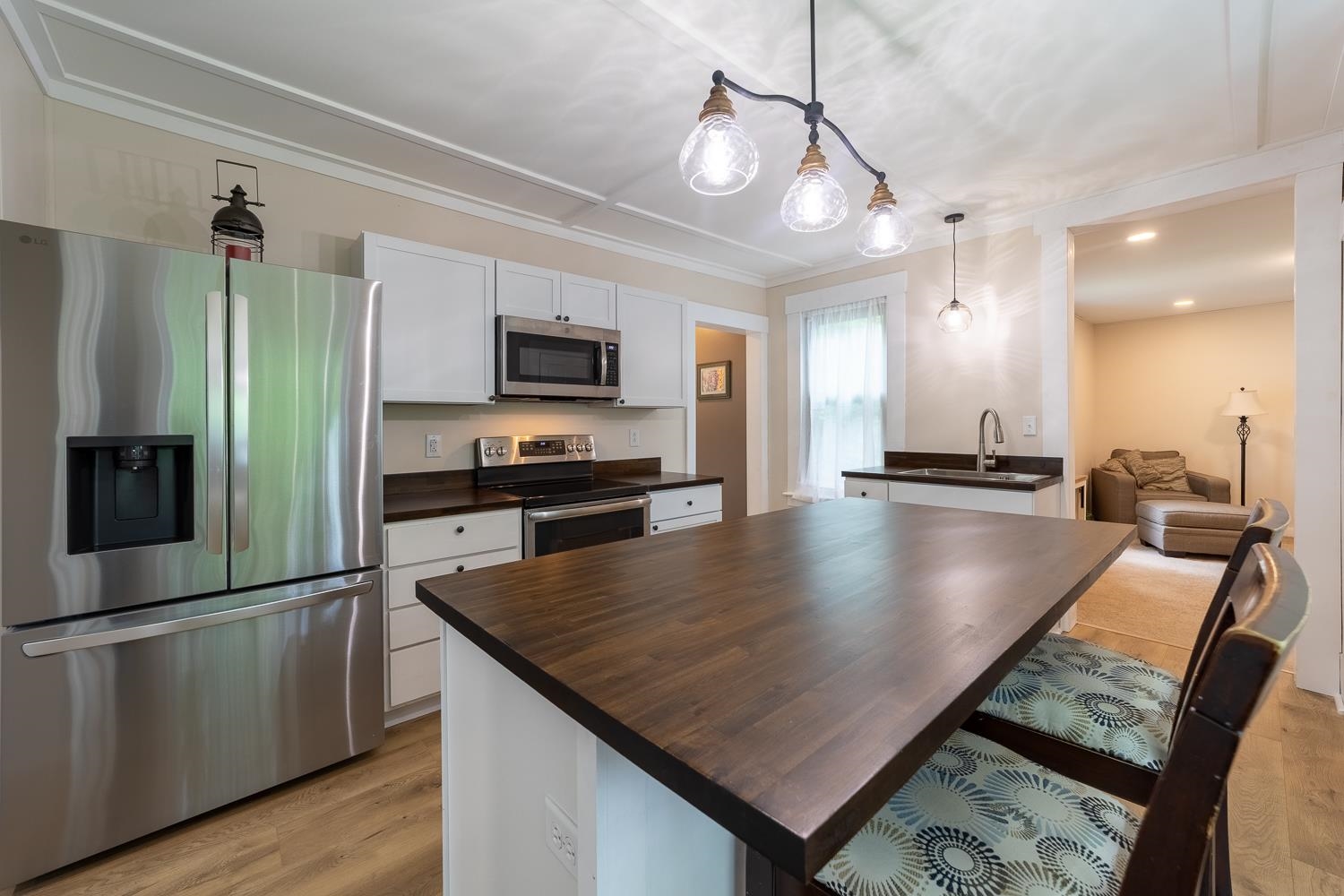 61 High Street Tilton, NH 03276 - Photo 4 of 58