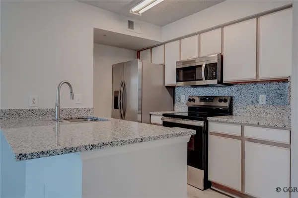 $1,400 | 2210 Grand Cayman Court, Unit 1731, Kissimmee, FL 34741