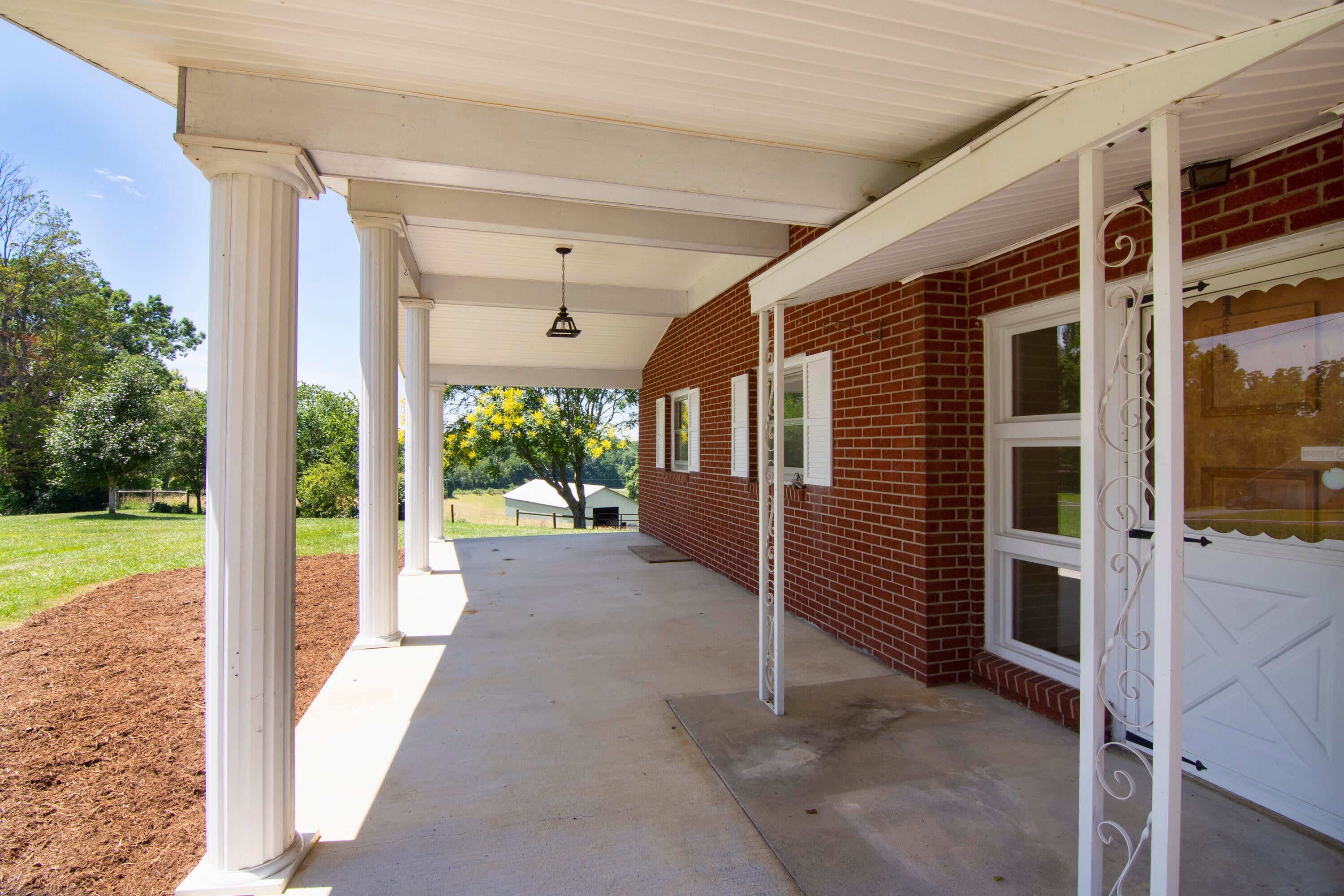 3215 Sweet Springs Valley Road Union, WV 24983 - Photo 10 of 71 Gallery Image 10