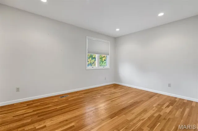 $299,000 | 9044 West Swan Circle, Brentwood, MO 63144