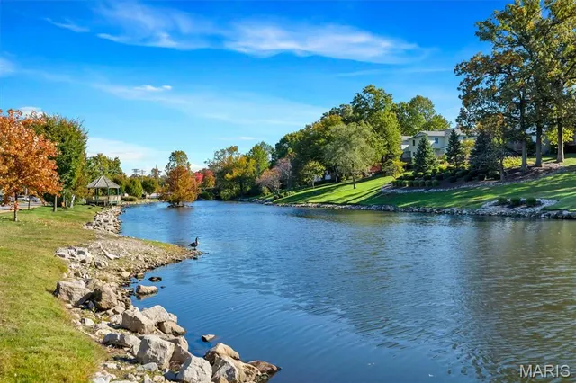 $299,000 | 9044 West Swan Circle, Brentwood, MO 63144