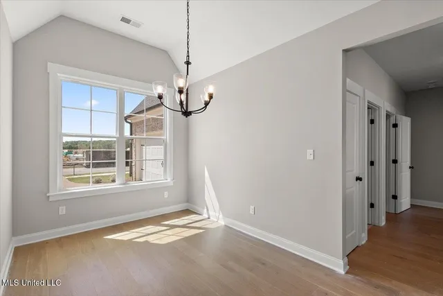 $366,900 | 804 Coahoma Court, Nesbit, MS 38651