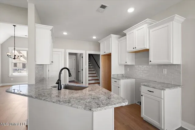 $366,900 | 804 Coahoma Court, Nesbit, MS 38651