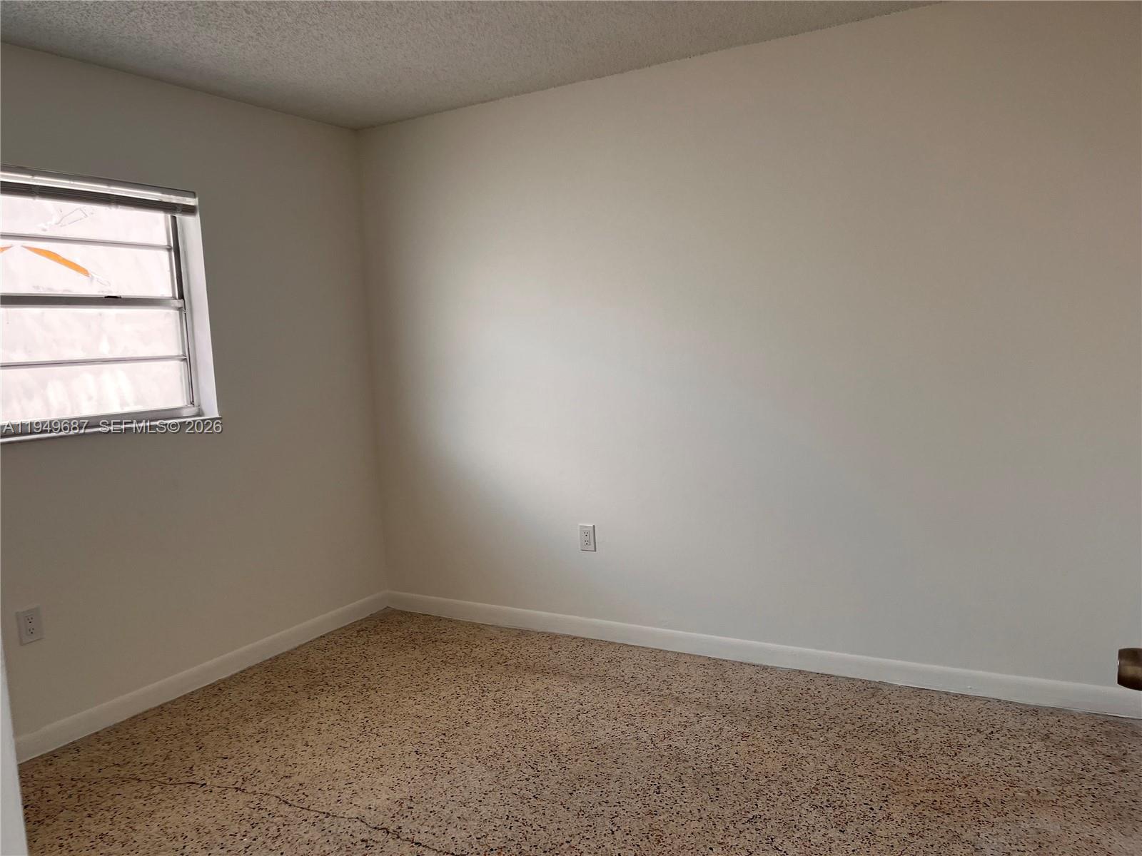 928 Southwest 30th Avenue, Unit 11 Miami, FL 33135 - Photo 16 of 22