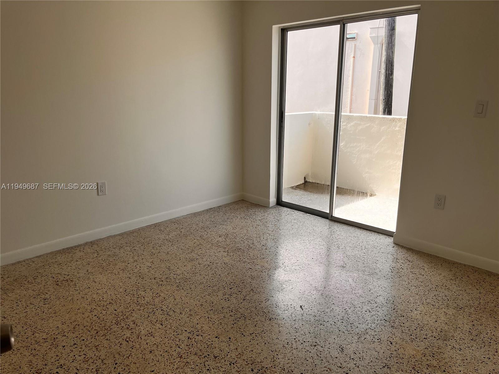 928 Southwest 30th Avenue, Unit 11 Miami, FL 33135 - Photo 19 of 22