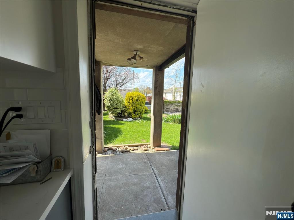 319 7th Street Fairview, NJ 07022 - Photo 15 of 16