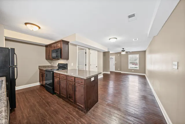 $1,150 | 1761 Spring Water Drive, Unit B, Clarksville, TN 37040