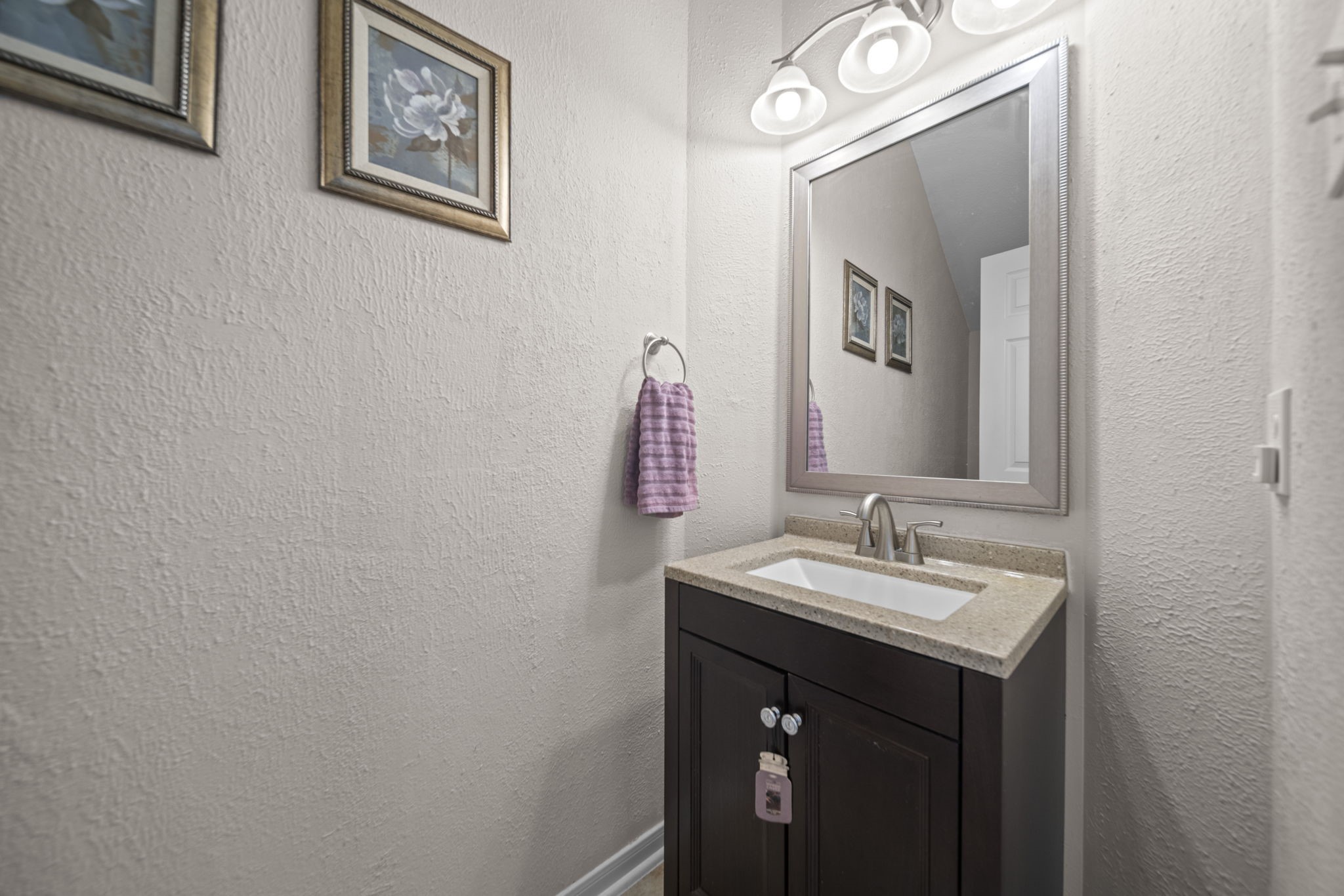 20727 Shadow Mill Court Katy, TX 77450 - Photo 9 of 48 a bathroom with a sink and a mirror