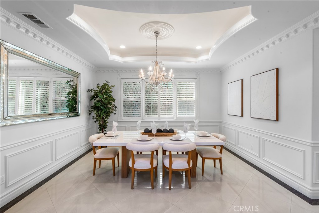 3255 Lombardy Road Pasadena, CA 91107 - Photo 41 of 69 dining room