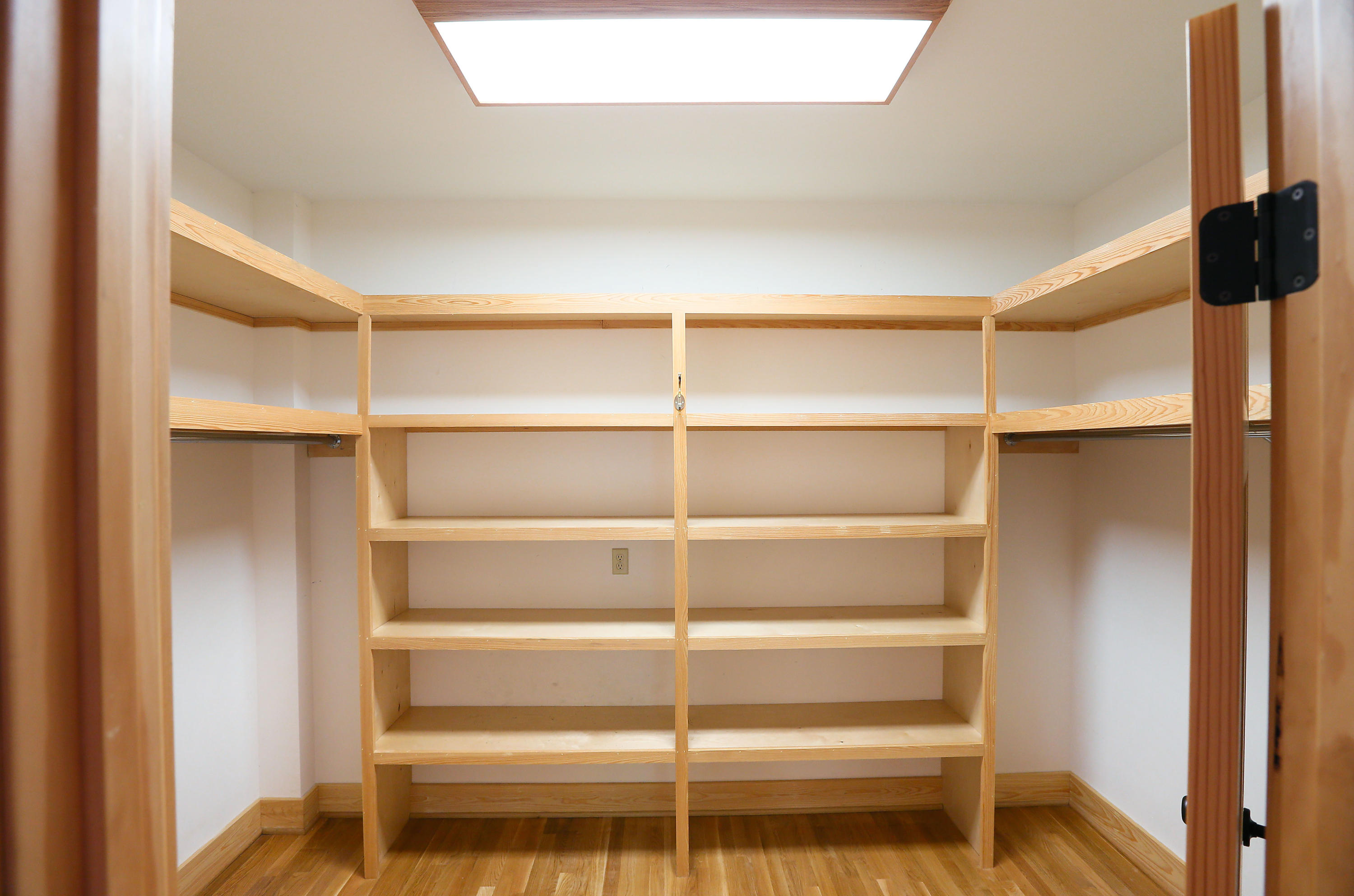 906 Kit Hall Road McClellanville, SC 29458 - Photo 11 of 46 Master Walkin