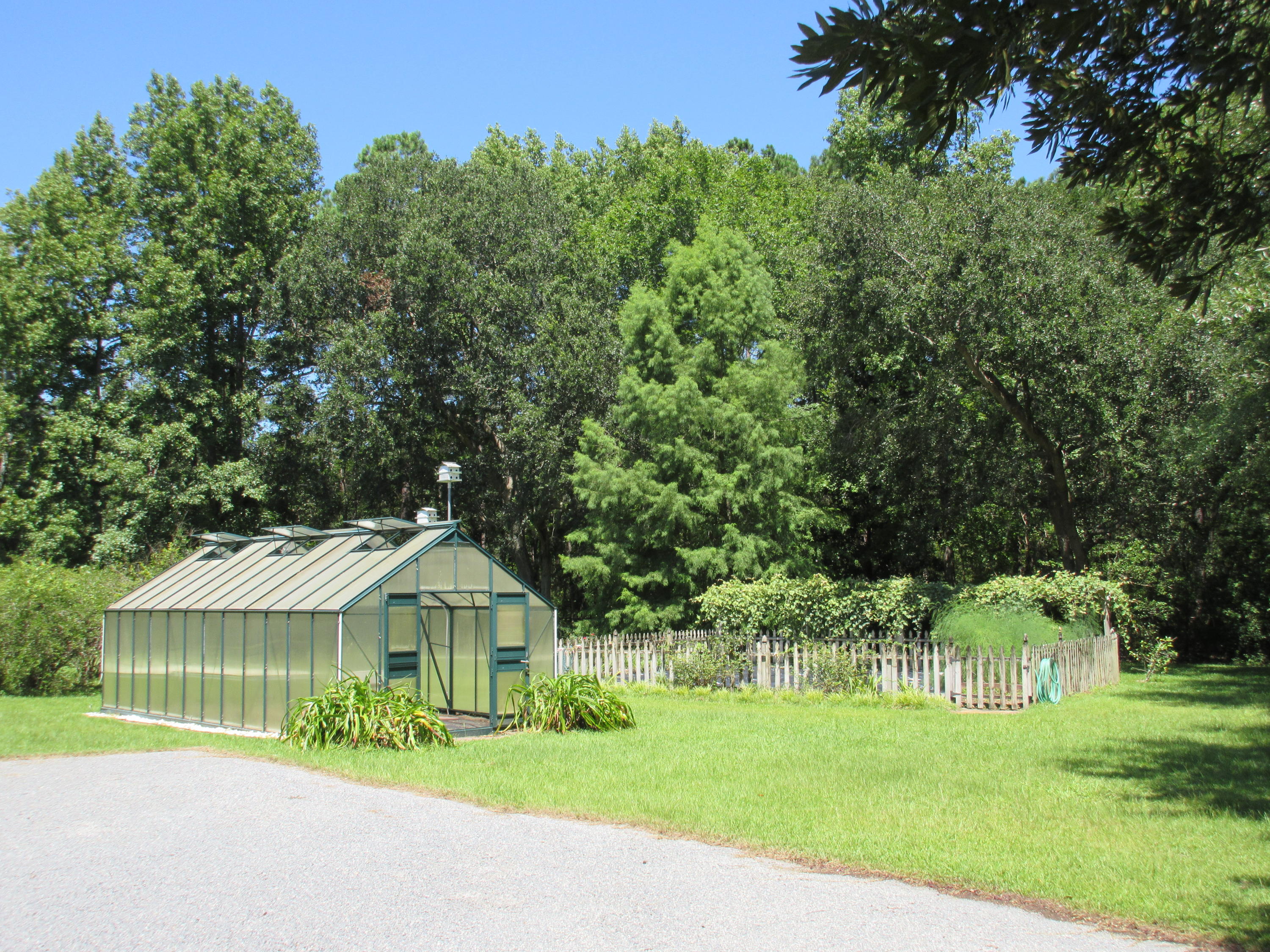 906 Kit Hall Road McClellanville, SC 29458 - Photo 37 of 46 Greenhouse