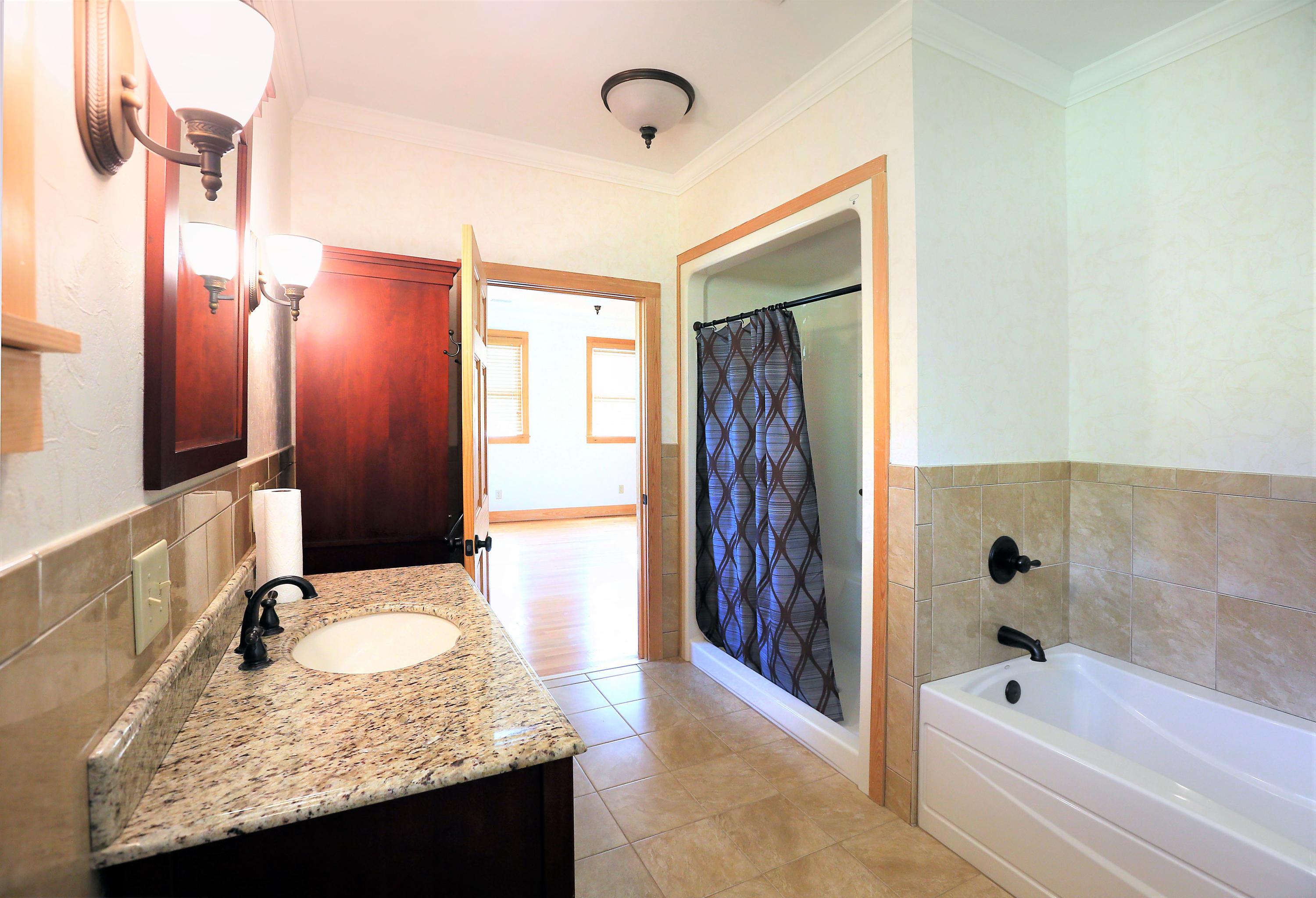 906 Kit Hall Road McClellanville, SC 29458 - Photo 9 of 46 Master Bath