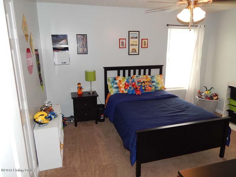 10704 Bayport Road Louisville, KY 40299 - Photo 18 of 25 DSCN2343