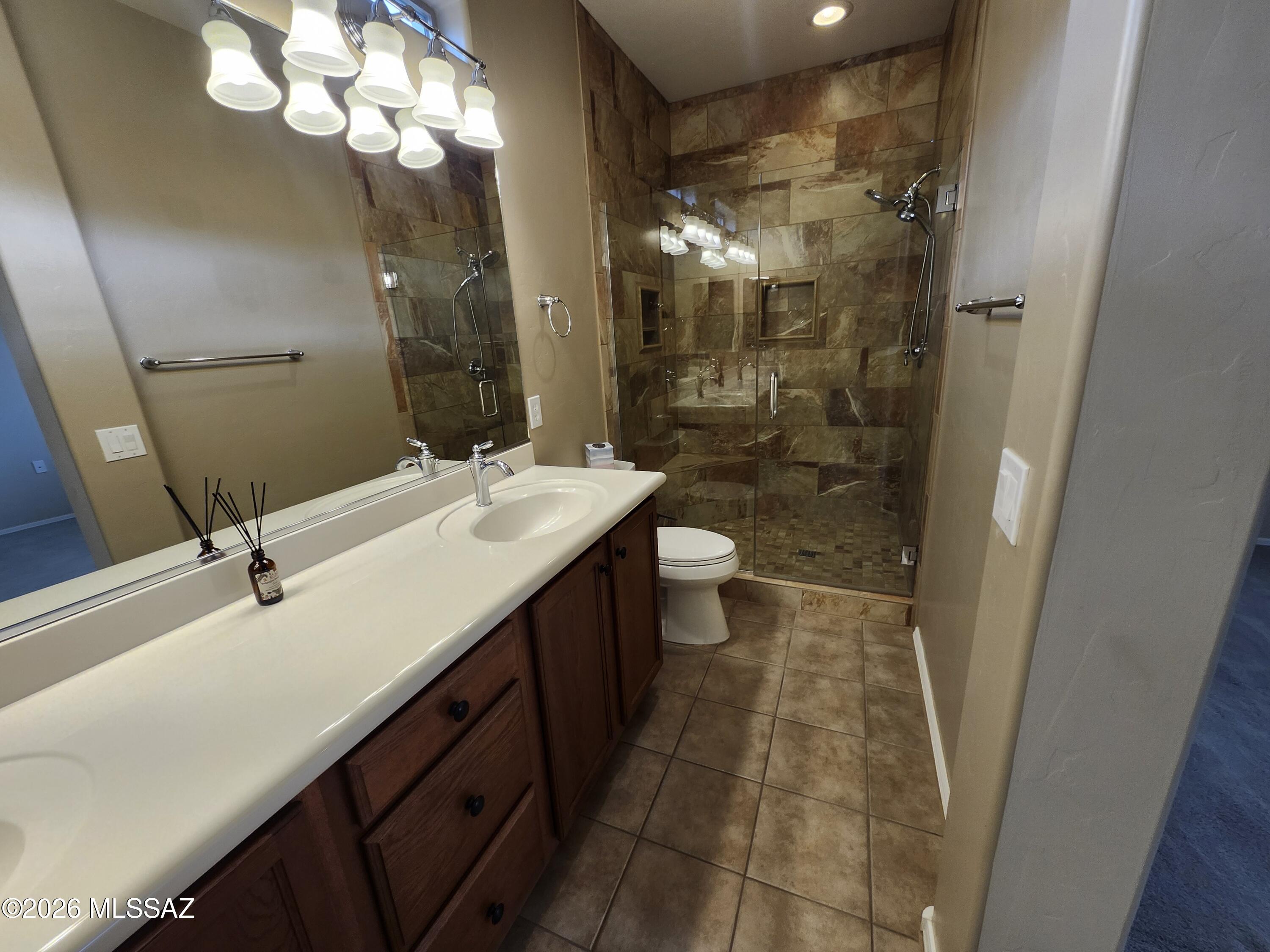 13979 East Cheavront Loop Vail, AZ 85641 - Photo 29 of 39 20260507_145748