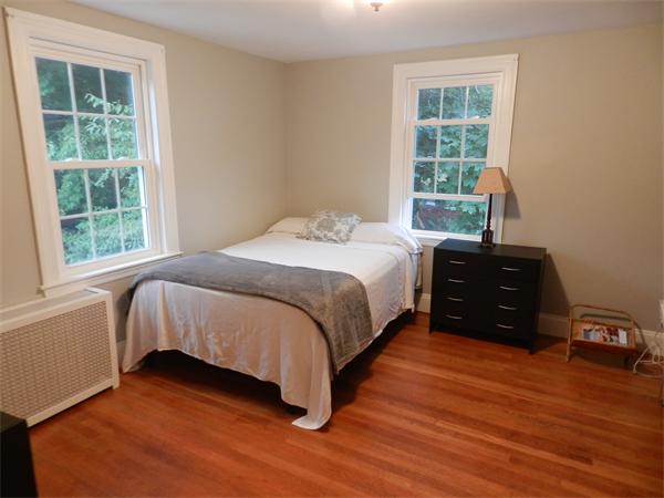 12 Powder House Rd Extension Medford, MA 02155 - Photo 5 of 20