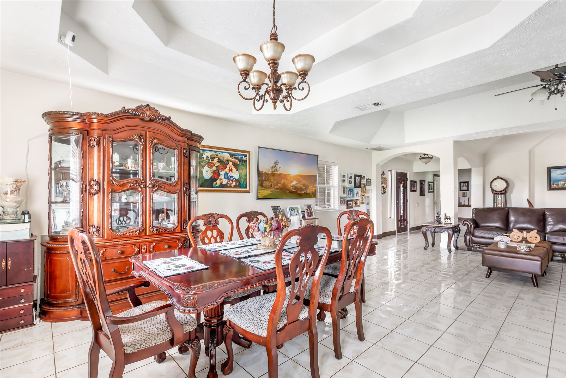 15123 Lindstrom Road Crosby, TX 77532 - Photo 16 of 39 a view of a livingroom and dining room