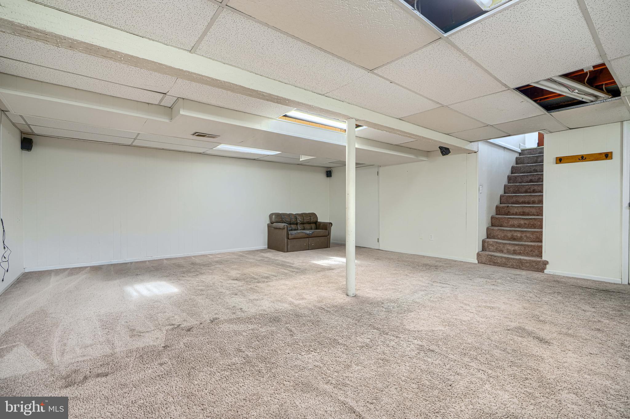 400 Celeste Avenue Baltimore, MD 21221 - Photo 25 of 37