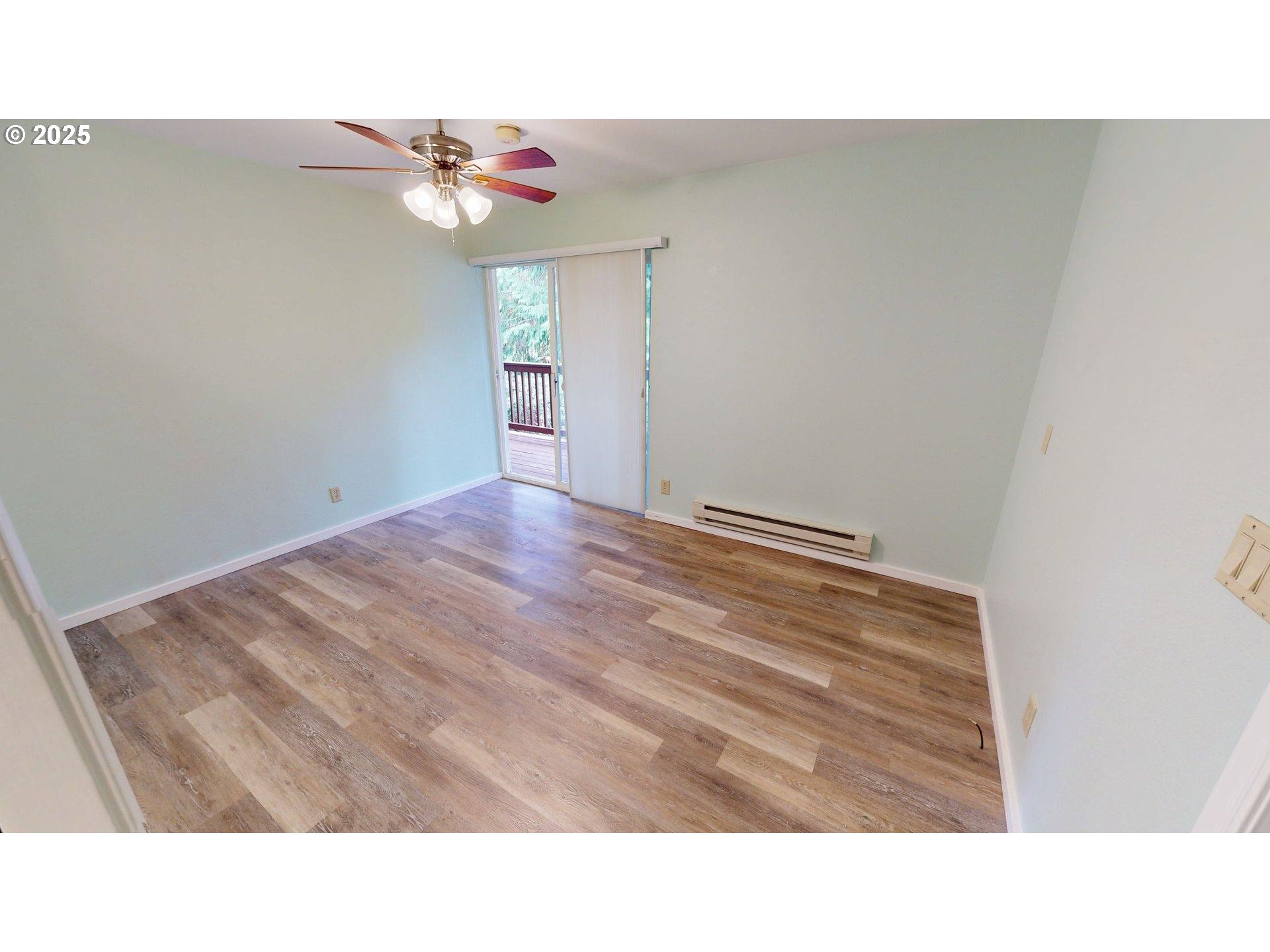 1455 Seacrest Lane, Unit 1A Brookings, OR 97415 - Photo 14 of 32 a open area with cabinets