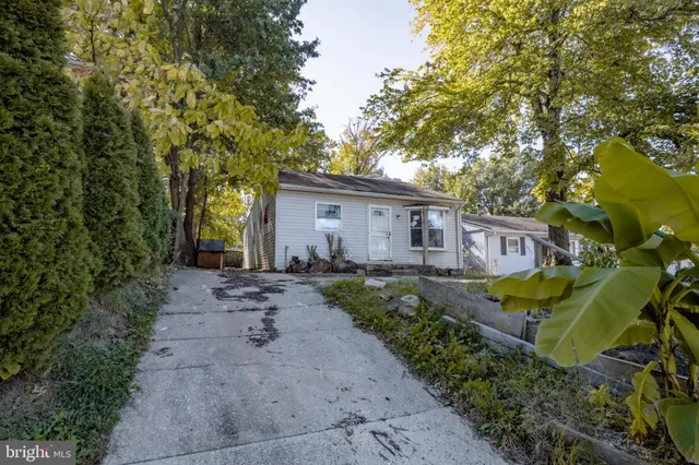 $255,000 | 6609 Clinglog Street, Capitol Heights, MD 20743