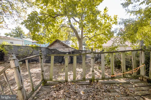 $255,000 | 6609 Clinglog Street, Capitol Heights, MD 20743