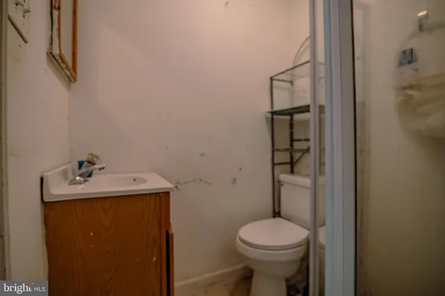 $255,000 | 6609 Clinglog Street, Capitol Heights, MD 20743