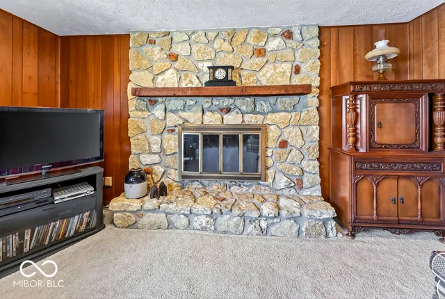 $285,000 | 1730 Tulip Drive, Homecroft, IN 46227