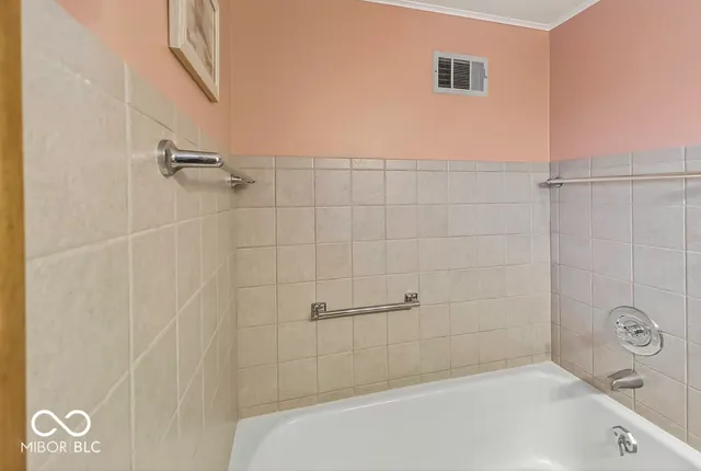 $285,000 | 1730 Tulip Drive, Homecroft, IN 46227