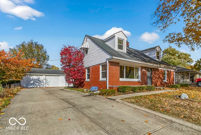 $285,000 | 1730 Tulip Drive, Homecroft, IN 46227