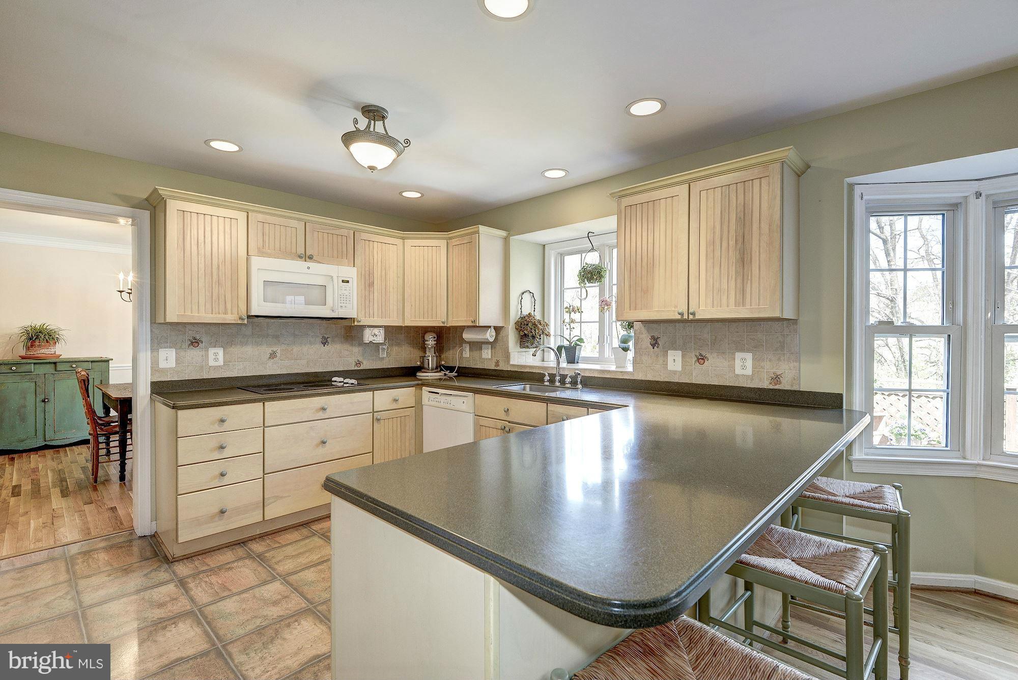 1211 Old Stable Road McLean, VA 22102 - Photo 5 of 20 Kitchen