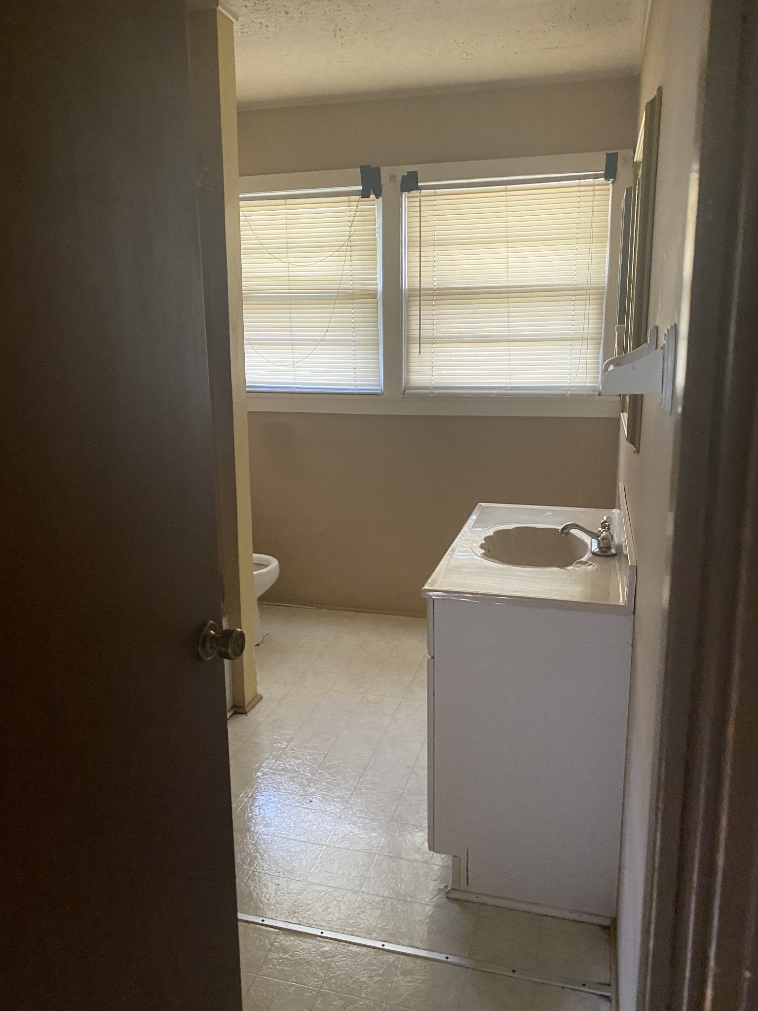 136 New Deal Potts Road Cottontown, TN 37048 - Photo 20 of 24 a utility room with dryer and washer