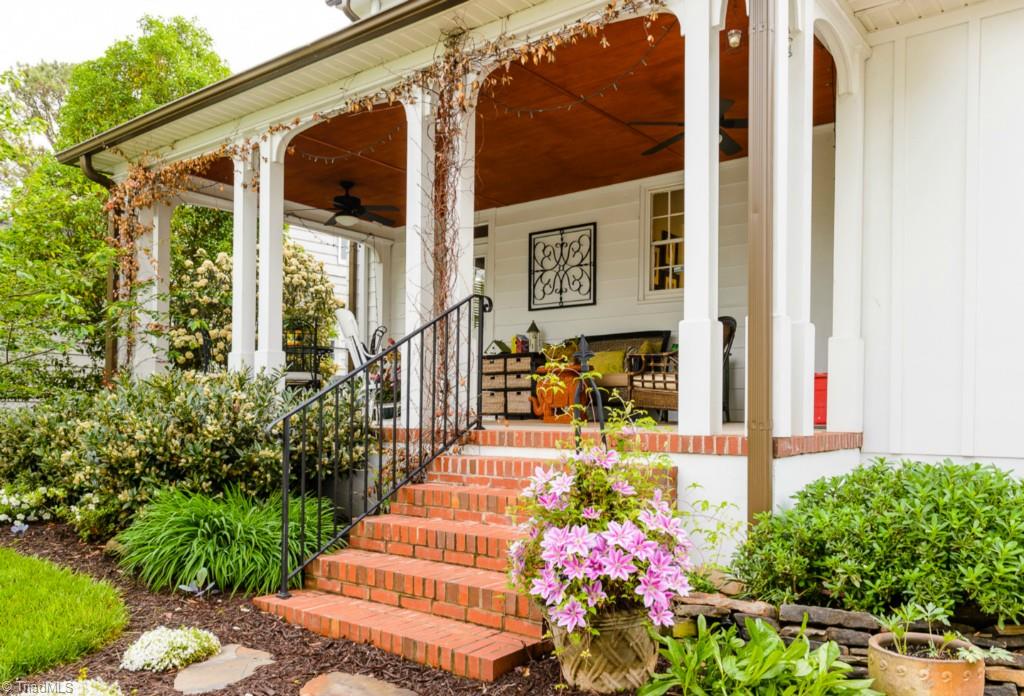 418 North Hawthorne Road Winston-Salem, NC 27104 - Photo 4 of 23 Gallery Image 4
