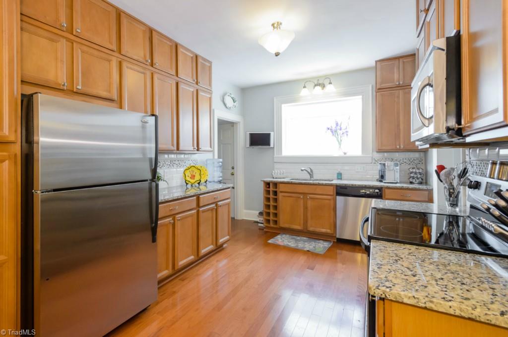 418 North Hawthorne Road Winston-Salem, NC 27104 - Photo 10 of 23 Gallery Image 10