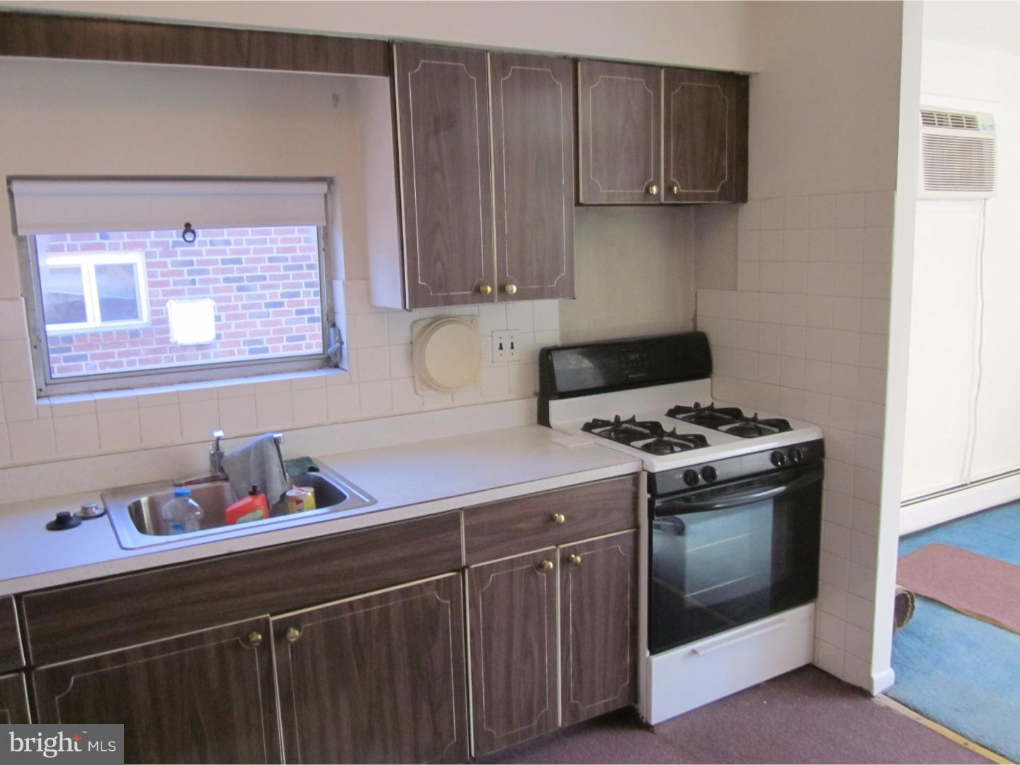 2243 Faunce Street Philadelphia, PA 19152 - Photo 5 of 10