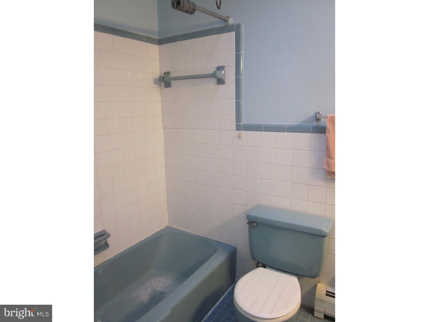 2243 Faunce Street Philadelphia, PA 19152 - Photo 6 of 10