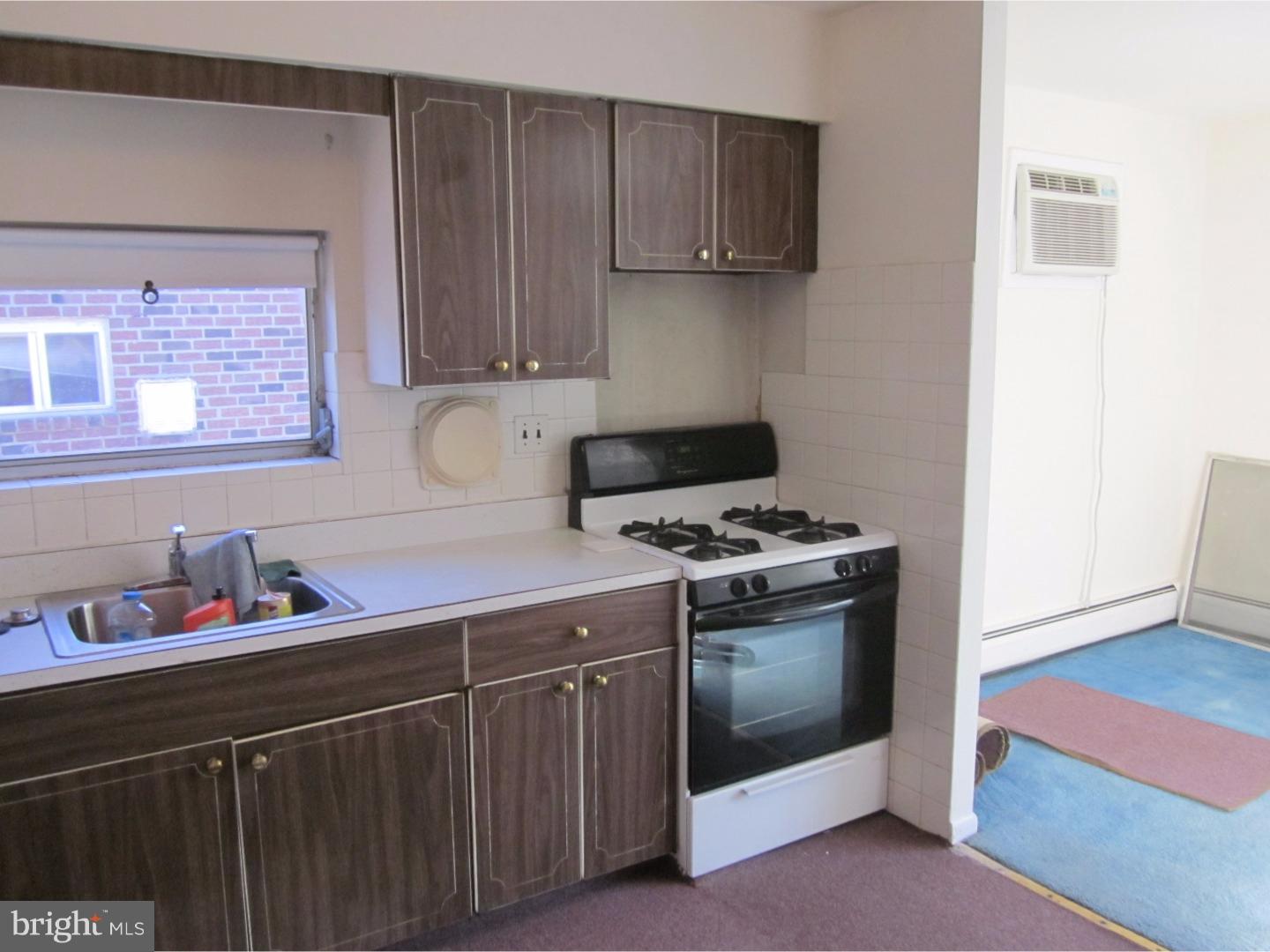 2243 Faunce Street Philadelphia, PA 19152 - Photo 9 of 10