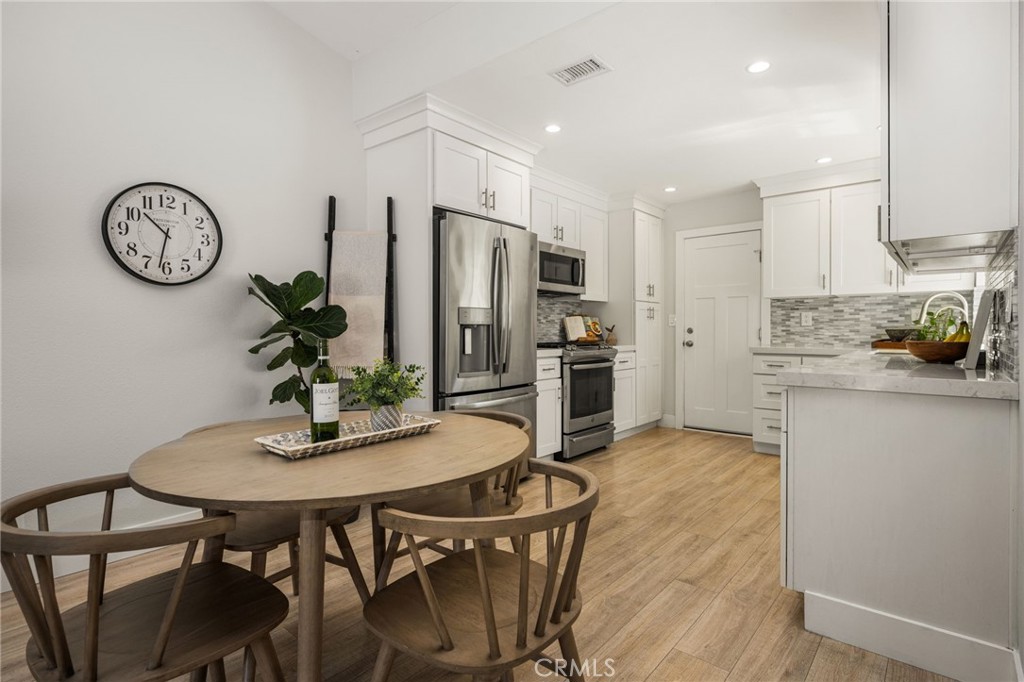 32 Acorn, Unit 15 Irvine, CA 92604 - Photo 22 of 51