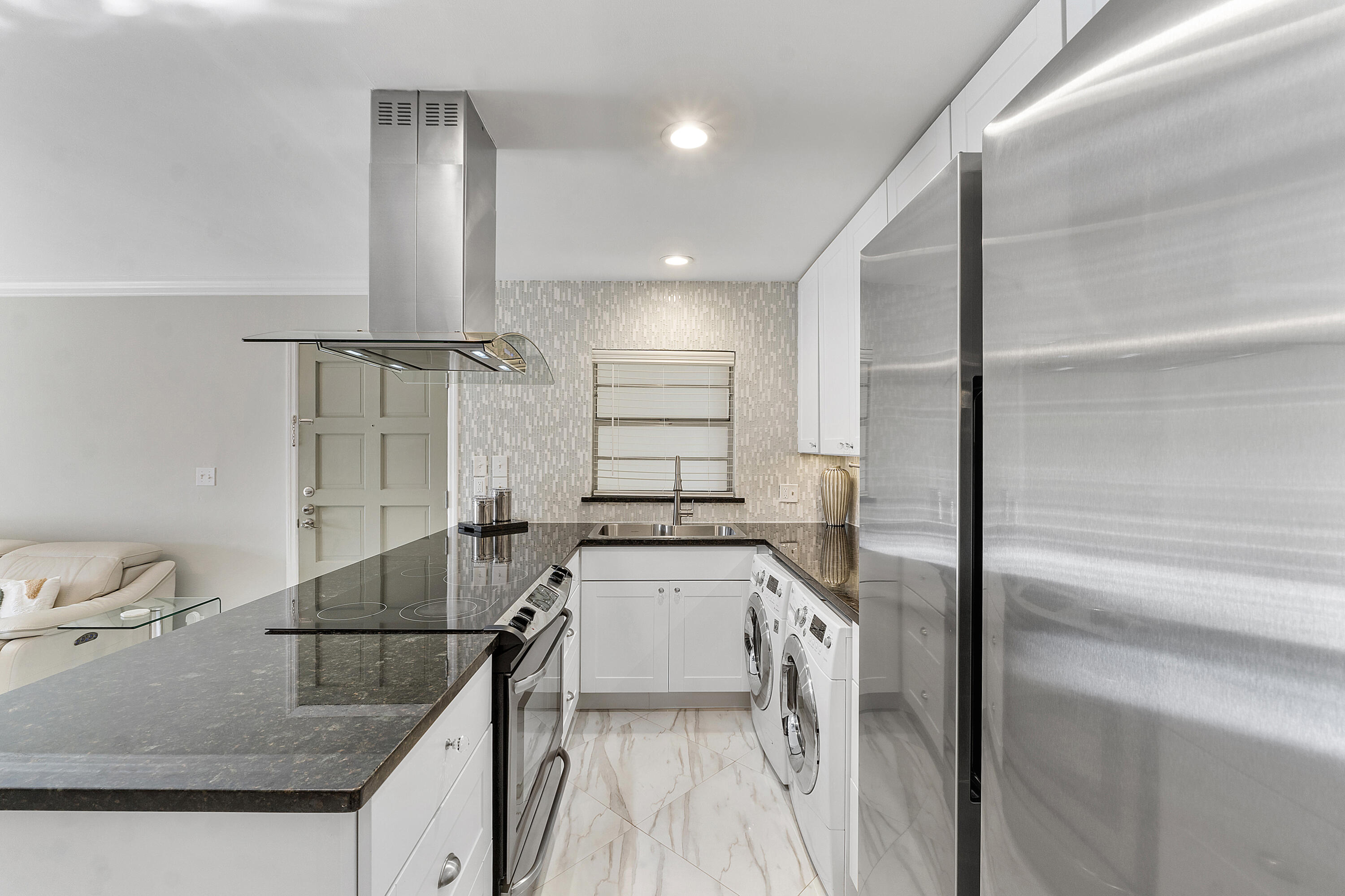 1100 Northwest 13th Street, Unit 292D Boca Raton, FL 33486 - Photo 7 of 39 Kitchen