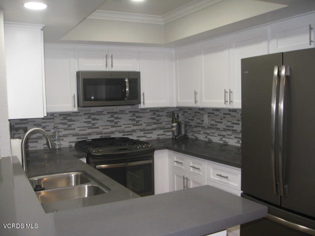 1055 Waltham Road, Unit F Simi Valley, CA 93065 - Photo 11 of 48 IMG_2593