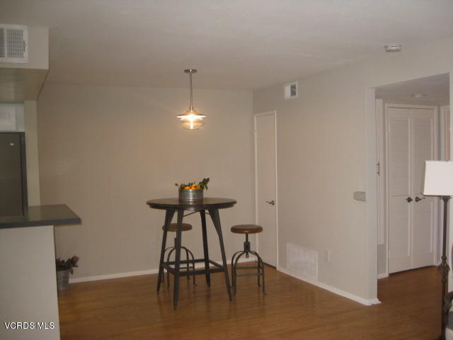 1055 Waltham Road, Unit F Simi Valley, CA 93065 - Photo 15 of 48 IMG_2591