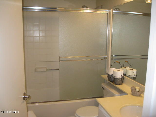 1055 Waltham Road, Unit F Simi Valley, CA 93065 - Photo 23 of 48 IMG_2597