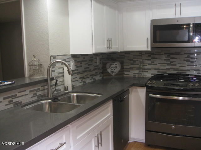 1055 Waltham Road, Unit F Simi Valley, CA 93065 - Photo 36 of 48 IMG_2611