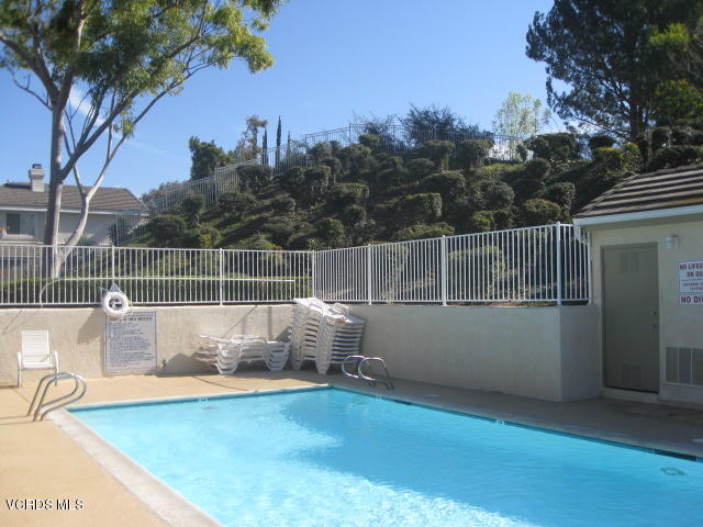 1055 Waltham Road, Unit F Simi Valley, CA 93065 - Photo 42 of 48 IMG_2615